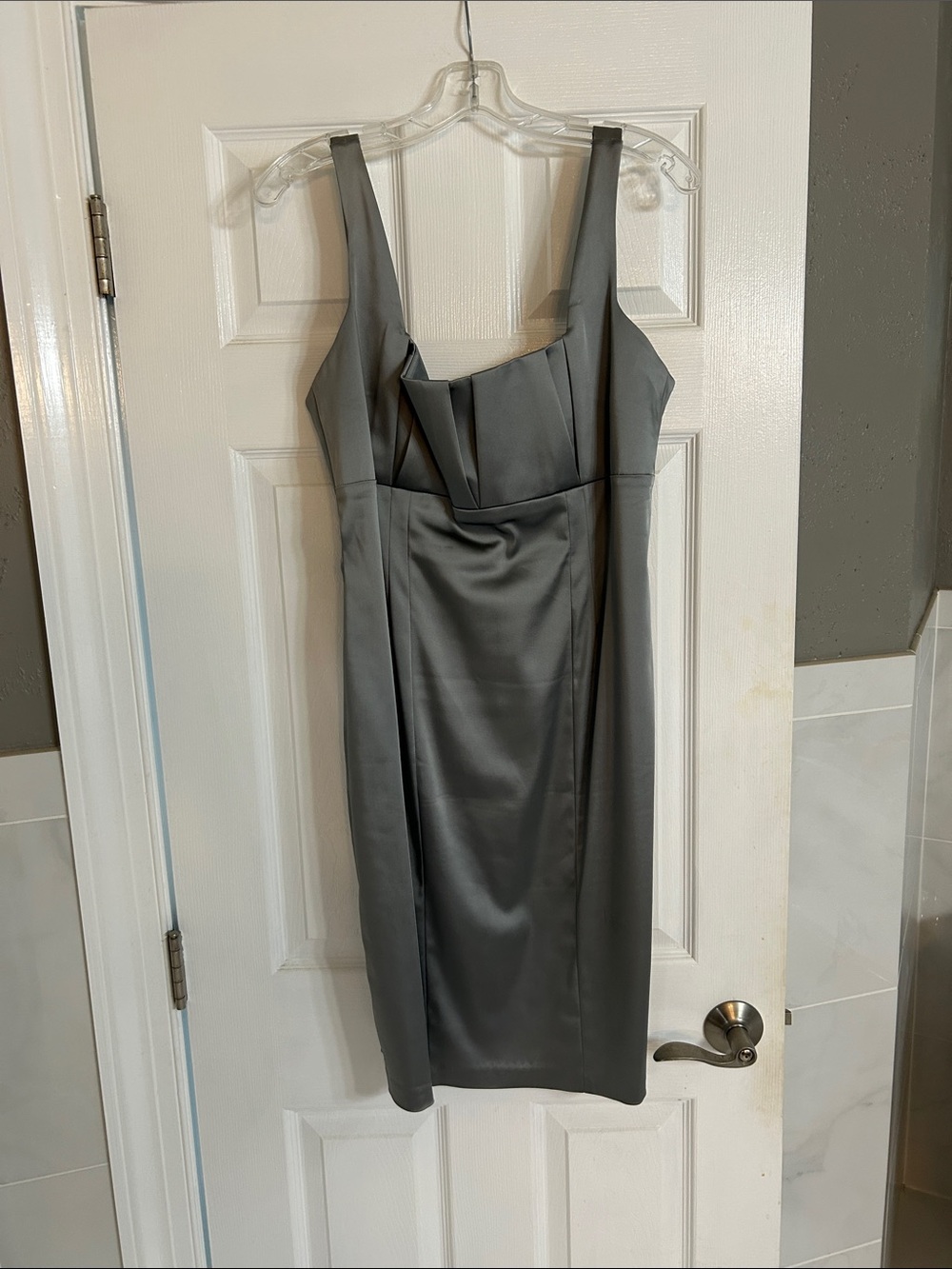 Calvin KleinWomen's Silver Satin Sheath Dress - Elegant Event Wear